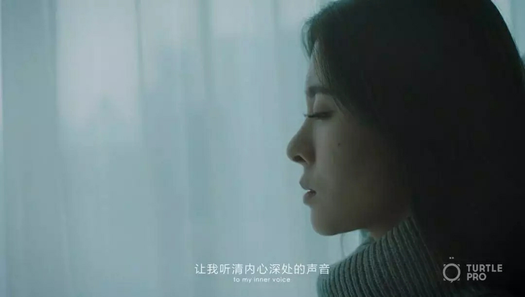 拉片|商业广告如何通过摄影手法触达产品理念?